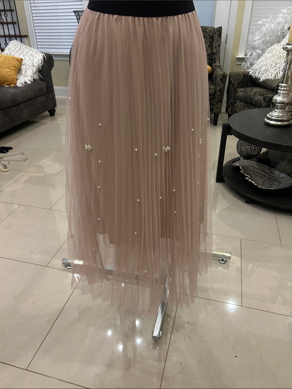 Pearl-Embellished Pleated Maxi Skirt - Blush